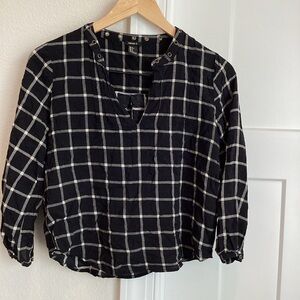 F21 Cropped Plaid Long-Sleeve Blouse